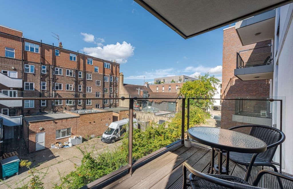 Wingate Square, Clapham thumbnail 5