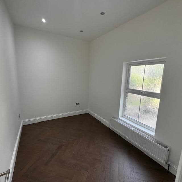 Friends Road, Croydon thumbnail 7